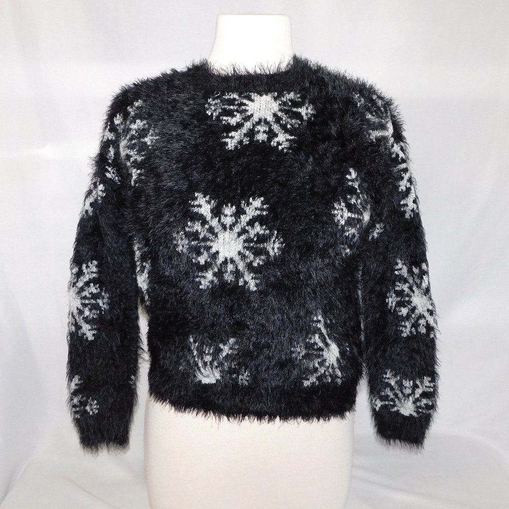TOPSHOP  Snowflake Eyelash Furry Sweater Black White Womens 4 Small